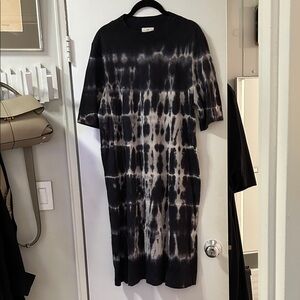 Tie-Dye Short Sleeve Dress